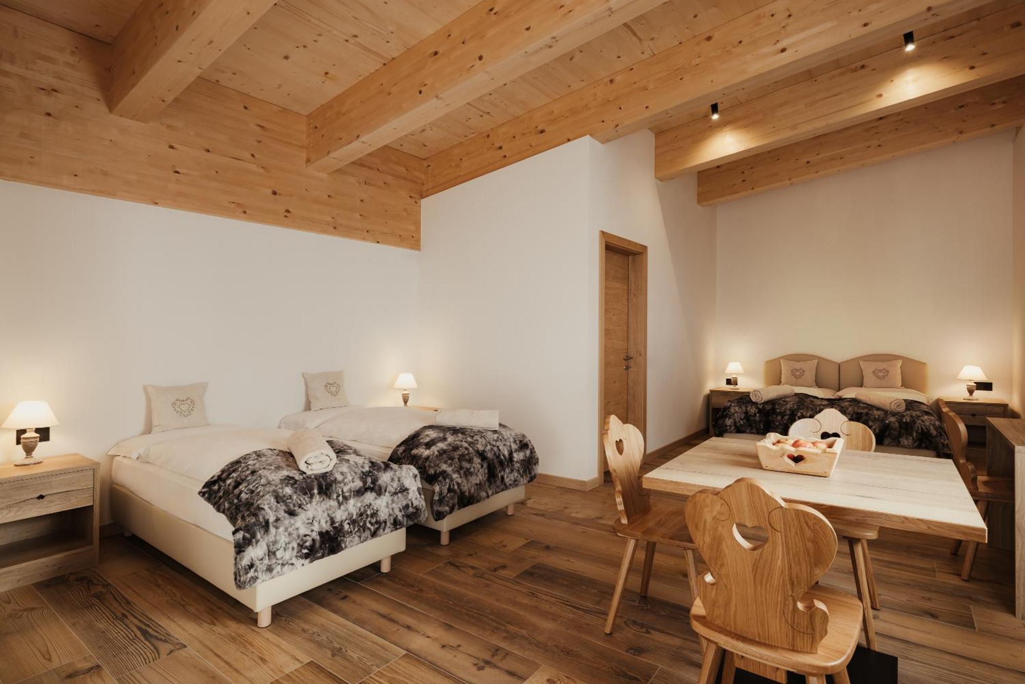 Hotel Monte Cherz Arabba Eksteriør bilde