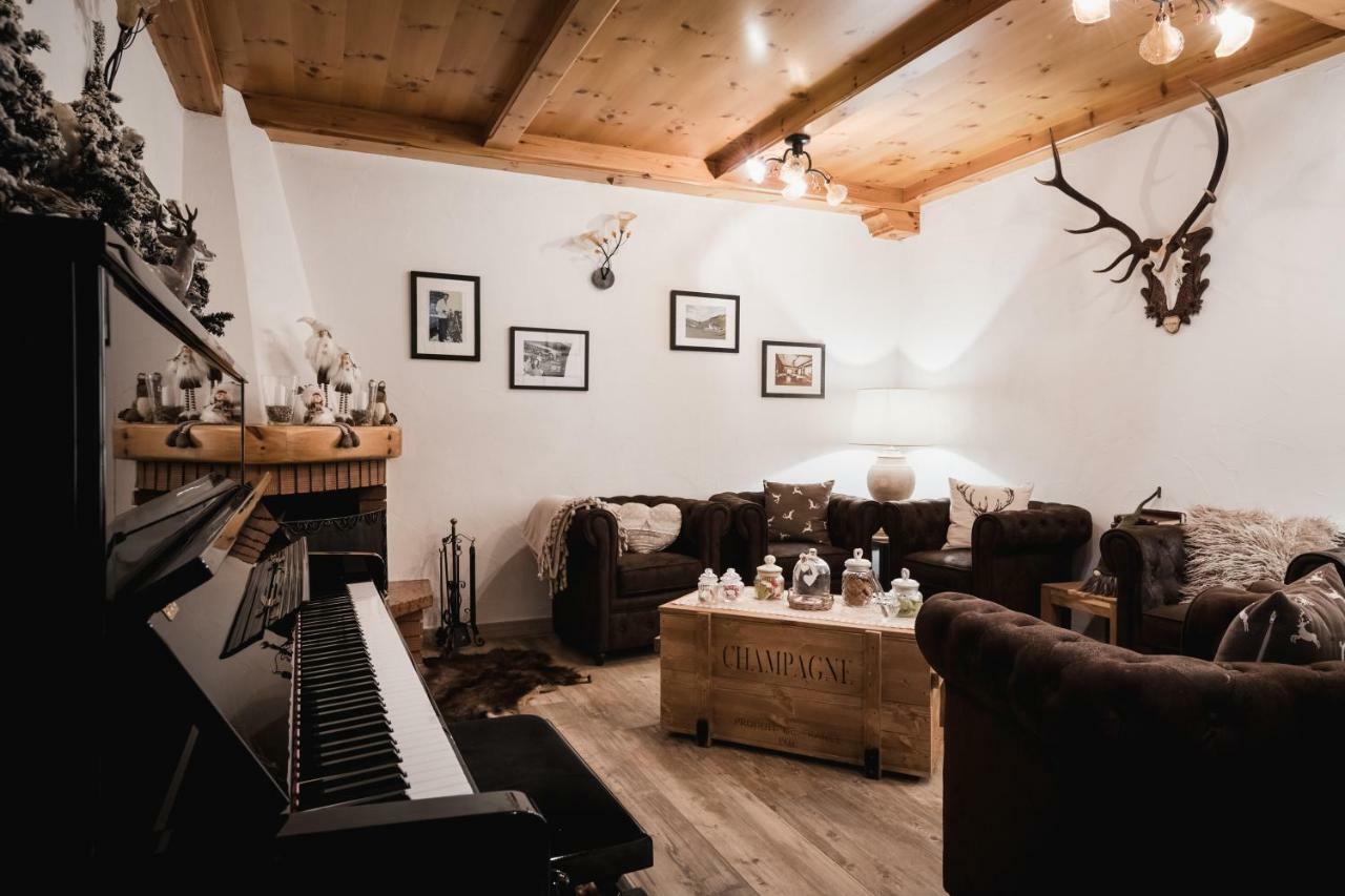 Hotel Monte Cherz Arabba Eksteriør bilde
