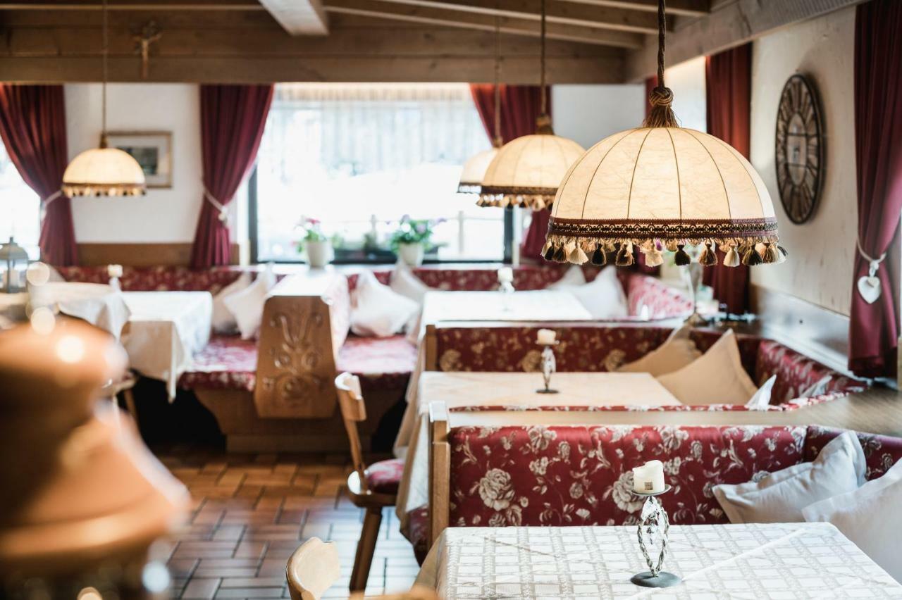 Hotel Monte Cherz Arabba Eksteriør bilde